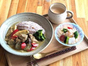 河村屋春の薬膳グリーンカレーセット